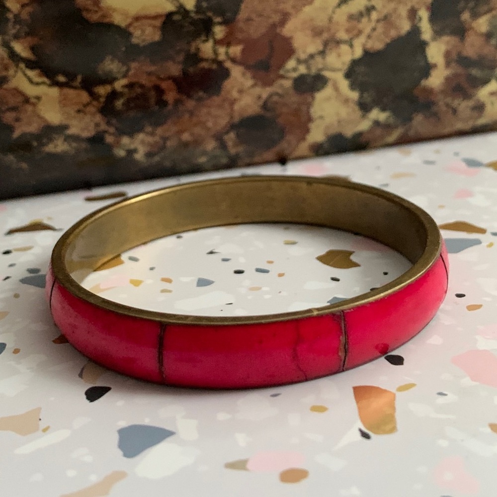 💜 3/$50 vintage hot pink brass bangle bracelet